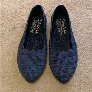 Fashion Knits with Air-cooled Memory Foam